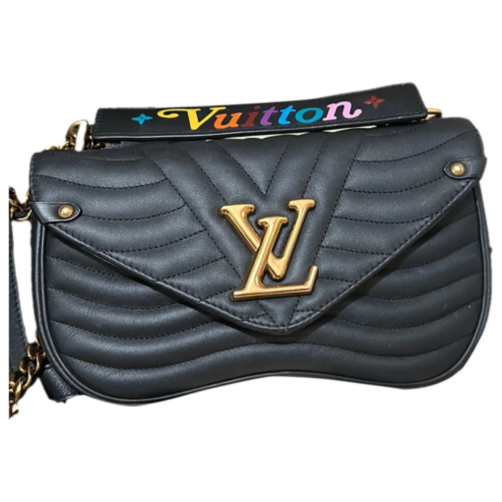 Bolso de Cadena LOUIS VUITTON Nueva Onda Love Lock Cuero Acolchado 
Bag